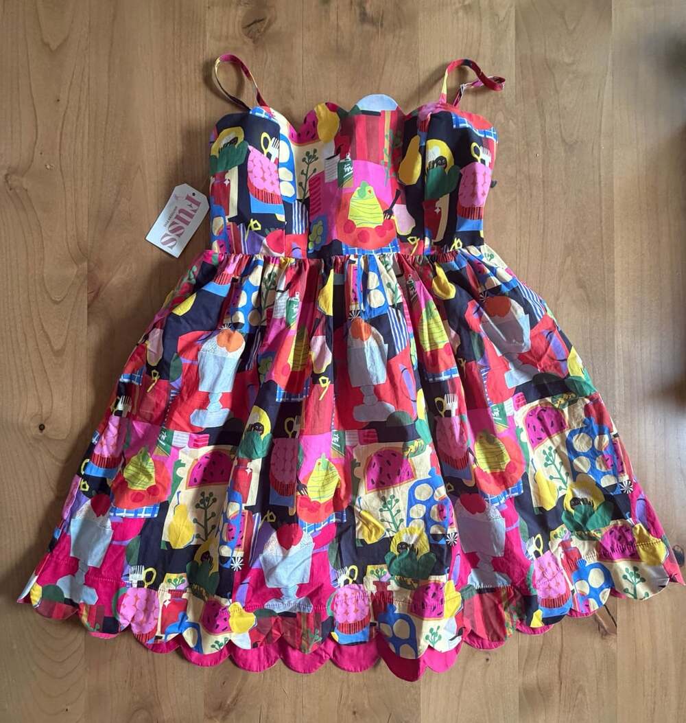 Entro Tutti Frutti Twist Scalloped Hem Dress NWT Medium
